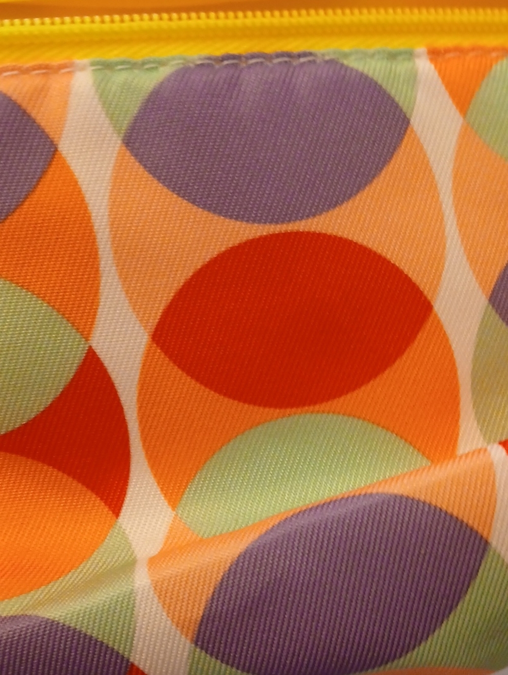 CLINIQUE Cosmetics Colorful Bags - Picture 7 of 8